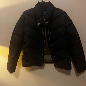 GAP Men's Classic Black Puffer Jacket